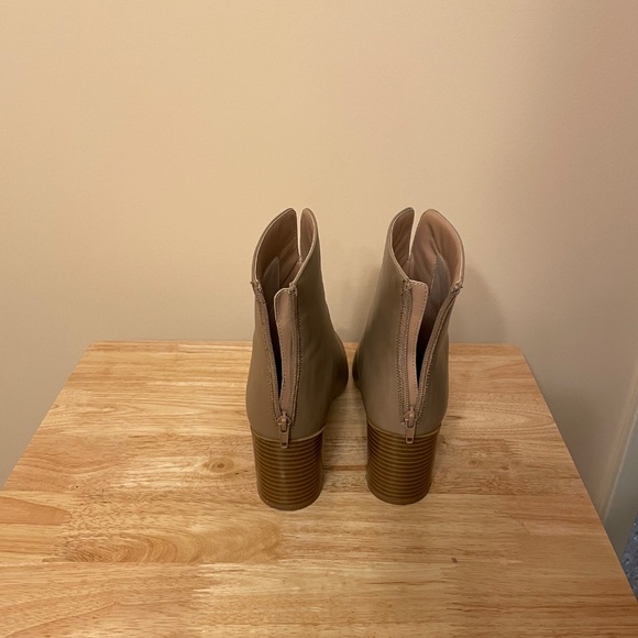 Booties - Picture 3 of 4